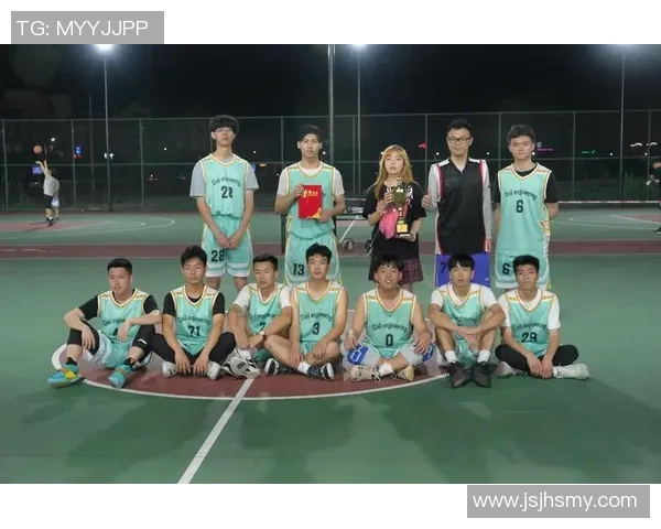 赛后复盘：杭州篮球队与武汉篮球队的团队协作分析与战术探讨