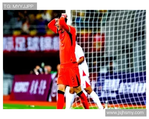 足球明星遭遇诈骗拍广告事件曝光引发行业警惕与反思 足球明星遭遇诈骗拍广告事件曝光引发行业警惕与反思